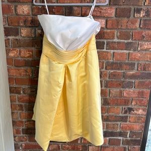 JJ’s House strapless a line knee length dress formal wedding event yellow hoco